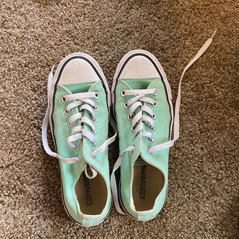 mint converse